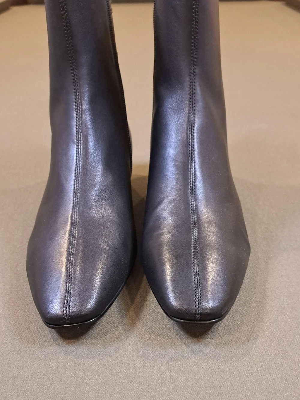 Dolce Vita Tarine Booties Black Leather - Size: Women 9.5